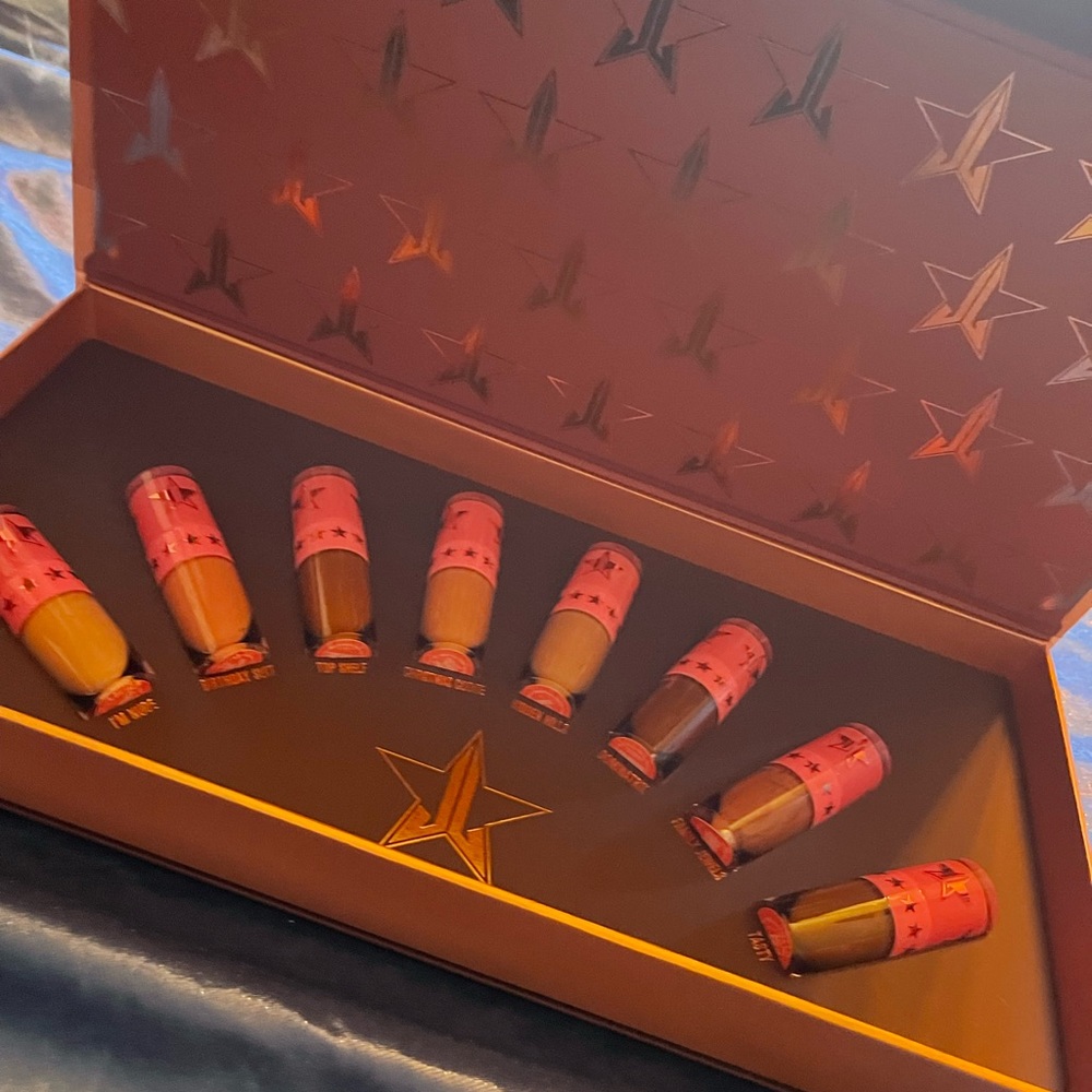 😍Host Pick😍 Jeffree Star MINI NUDES BUNDLE: VOLUME 1 NEW IN BOX